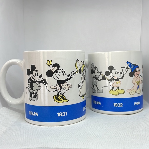 Vintage Applause Disney Through the Years Minnie & Mickey Mouse Mugs 1928 - 1990 - Picture 2 of 16